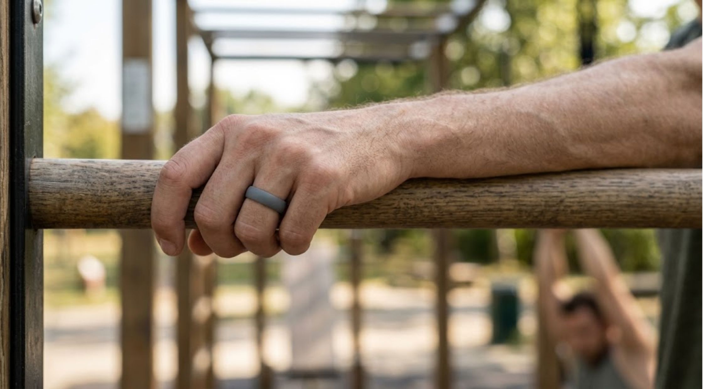 How to Choose Silicone Rings That Stay Comfortable, Stylish, and Secure